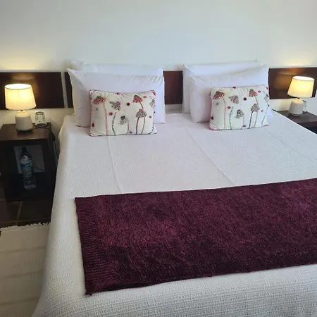 Casa Mares 3 Bed & Breakfast